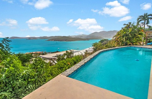 Estate Bakkero Villa | Gorgeous 3 Bedroom Villa