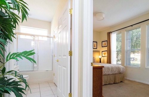 Bellavida Casa | Gorgeous 4 Bedroom w Pool Close to Disney 920