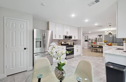 Flower Mound Casa | Gorgeous 4BD 2,5Bath Home 15min to DFW Int Airport