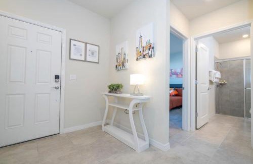 Davenport Casa | Gorgeous 5Bd w Pool at Windsor Island Resort 3882