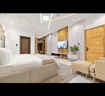 Ofin Apartamento | Gorgeous 5bedroom duplex With A Pool and PS5 lekki