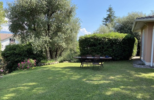 Villavetro Villa | Espléndida villa 9 plazas, perfecta para familias con gran jardín junto al lago