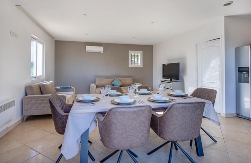 Le Luc Apartamento | Precioso apartamento en Le Luc con WiFi