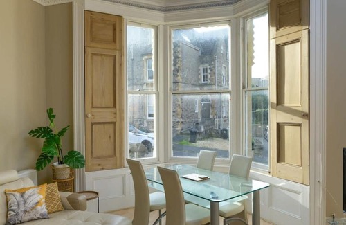 Clevedon Apartamento | Gorgeous Apartment Seconds from Seafront Clevedon