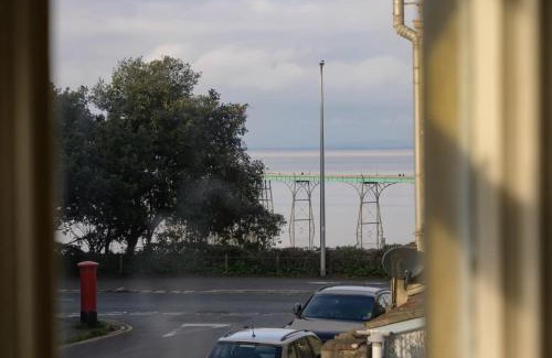 Clevedon Apartamento | Gorgeous Apartment Seconds from Seafront Clevedon
