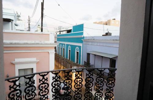 Catedral Apartamento | Gorgeous Apt w/Best Views of La Fortaleza