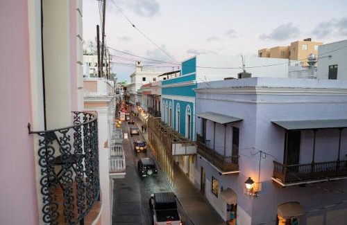 Catedral Apartamento | Gorgeous Apt w/Best Views of La Fortaleza