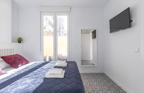 La Petxina Apartamento | Gorgeous Apt with a Large Private Terrace