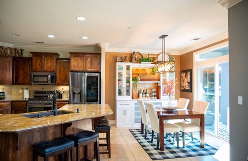 Redding Casa | Gorgeous backyard oasis with all of the comforts of home, the W has it all!