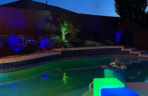 Redding Casa | Gorgeous backyard oasis with all of the comforts of home, the W has it all!