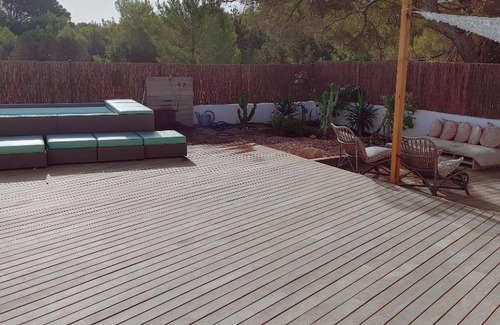 Formentera Villa | Gorgeous Beach Villla with AC pool, 300m2 from Playa Mitjorn and pool
