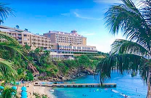 Flag Hill Complejo | GORGEOUS BEACHFRONT FRENCHMANS COVE RESORT OASIS + AMENITIES, 2-BEDROOM VILLA