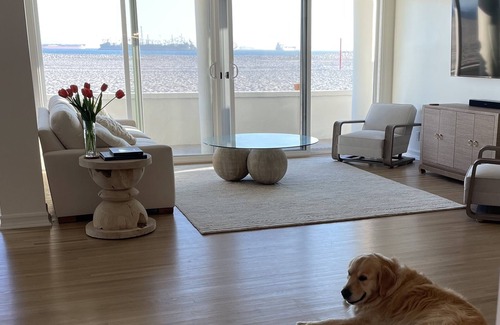Harbor Casa | Gorgeous Beachfront Long Beach Peninsula/Naples S. L.A. 22 miles from Disneyland