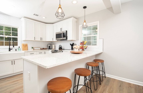 East Point Casa | Gorgeous Bungalow Minutes from Airport & ATL