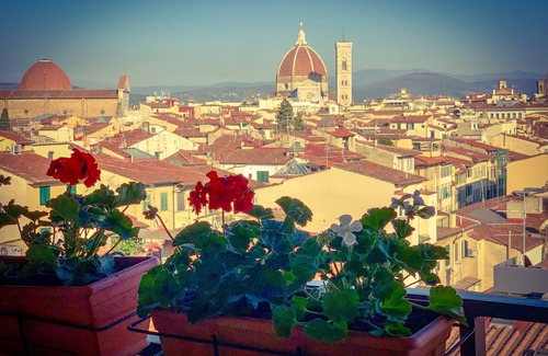 Santa Maria Novella Apartamento | Precioso apartamento con vistas a la ciudad en el centro histórico Wi-FI