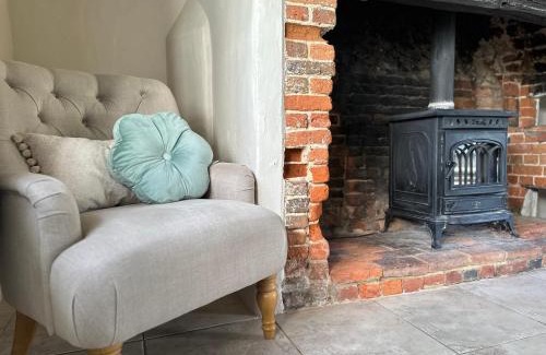 Skirmett Casa | Gorgeous Cottage in Skirmett with Parking