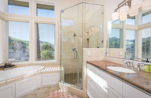 San Luis Obispo Casa | Gorgeous country club home Available June - September