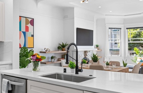 Cow Hollow Apartamento | Gorgeous Cow Hollow Home in Phenomenal Location