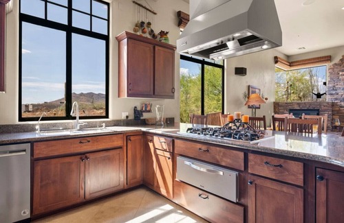 Canyon Ridge Estates Casa | Gorgeous Desert Home W/ Backyard Oasis!