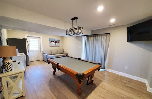 Whalehead Beach Casa | Gorgeous! Dogs! New! Private Pool, Volleyball, C0907