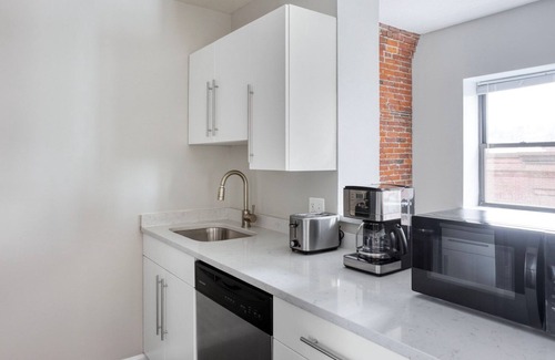 Lower Mills Apartamento | Gorgeous Dorchester Lower Mills 1BR w/ Gym & W/D, by Blueground