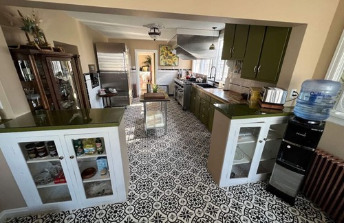 Perryville Casa | Gorgeous, downtown house!