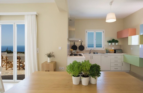 Tsoukaladhes Villa | Magníficas villas ecológicas con piscina privada, cubierta de yoga, jardines de vegetales