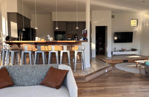 Bentonville Casa | Chateau Solace, una joya escondida ubicada en medio de las montañas