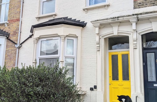 Stoke Newington Casa | Hermosa casa familiar de 5 dormitorios y 2 baños con jardín en la zona de moda