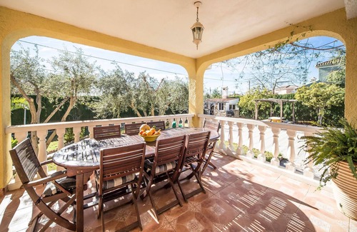 La Pobla de Vallbona Casa | Gorgeous home in Urbanización La Sima