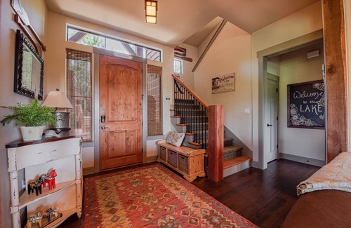 Jonestown Casa | Gorgeous Hill Country Home with Amazing Lake Travis Views