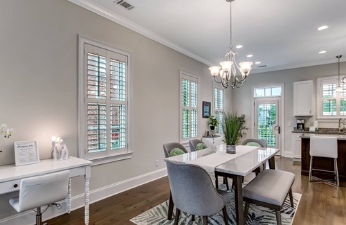 Eastside Casa | Gorgeous Home by Crawford Square w Private Parking