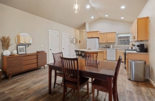 Boyd Acres Casa | Gorgeous Home! Great Location!
