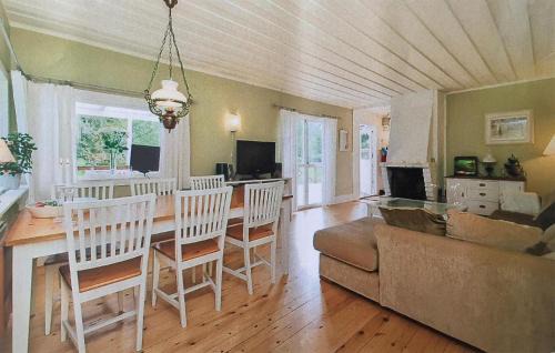 Osteraker Casa | Gorgeous Home In Åkersberga With Sauna