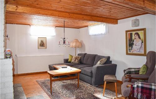 Burseryd Casa | Gorgeous Home In Burseryd With Kitchen