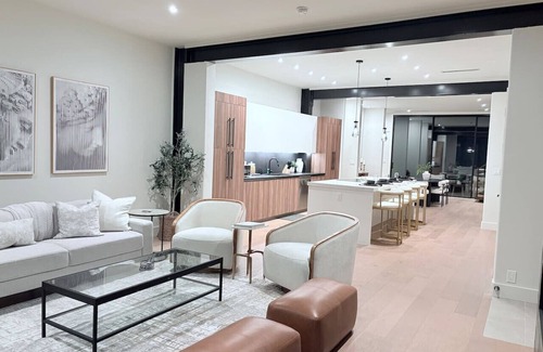 SouthPark Apartamento | Gorgeous Home in Charlotte #103