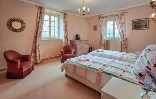 Plelan-le-Petit Casa | Gorgeous Home In Plélan-Le-Petit