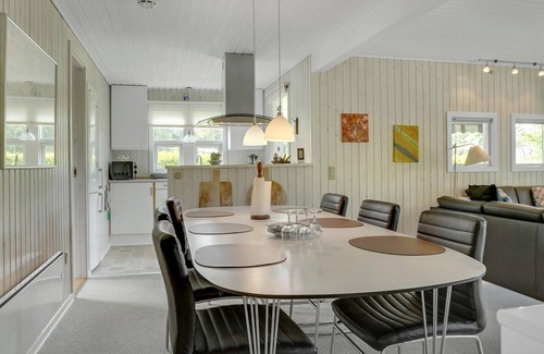 Nordenbro Vesteregn Casa | Hermosa casa en Humble con cocina.