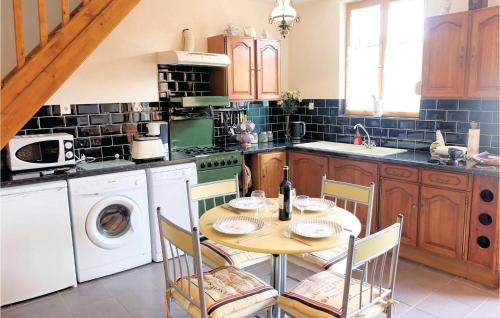 Ligny-sur-Canche Casa | Gorgeous Home In Ligny-Sur-Canche