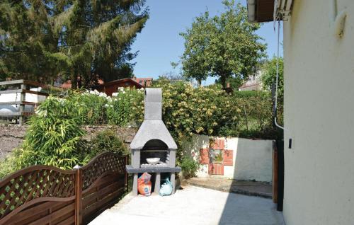 Ligny-sur-Canche Casa | Gorgeous Home In Ligny-Sur-Canche