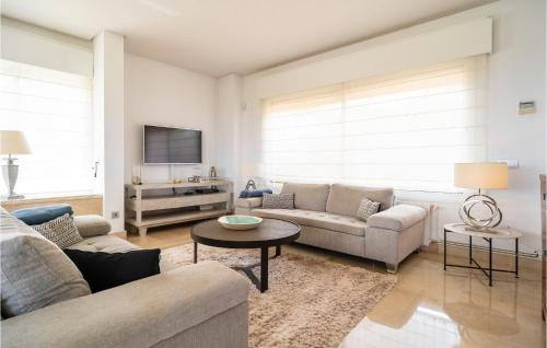 Elviria Casa | Gorgeous Home In Marbella