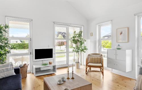 Hasmark Strand Casa | Gorgeous Home In Otterup With Sauna