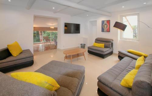Piegon Casa | Gorgeous Home In Piegon With Sauna