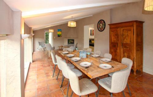 Piegon Casa | Gorgeous Home In Piegon With Sauna