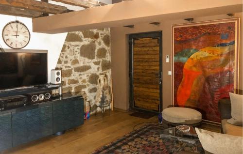 Rijeka Casa | Gorgeous Home In Rijeka With Kitchen