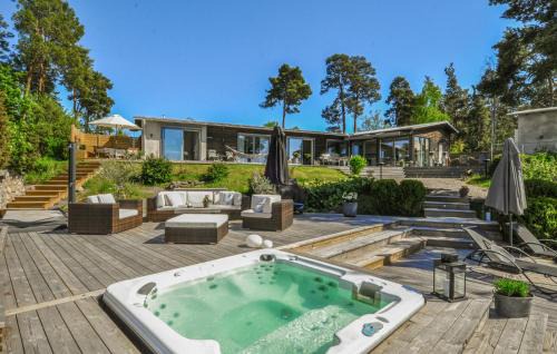 Saltsjobaden Casa | Gorgeous Home In Saltsjöbaden