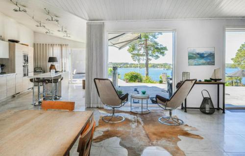 Saltsjobaden Casa | Gorgeous Home In Saltsjöbaden