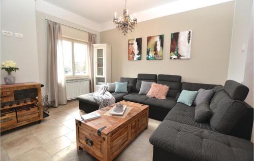 Tomaj Casa | Gorgeous Home In Sezana With Sauna