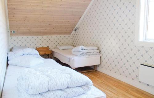 Svanskog Casa | Gorgeous Home In Svanskog With House Sea View