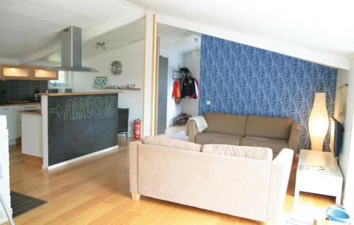Vikbolandet Casa | Gorgeous Home In Vikbolandet With Wifi